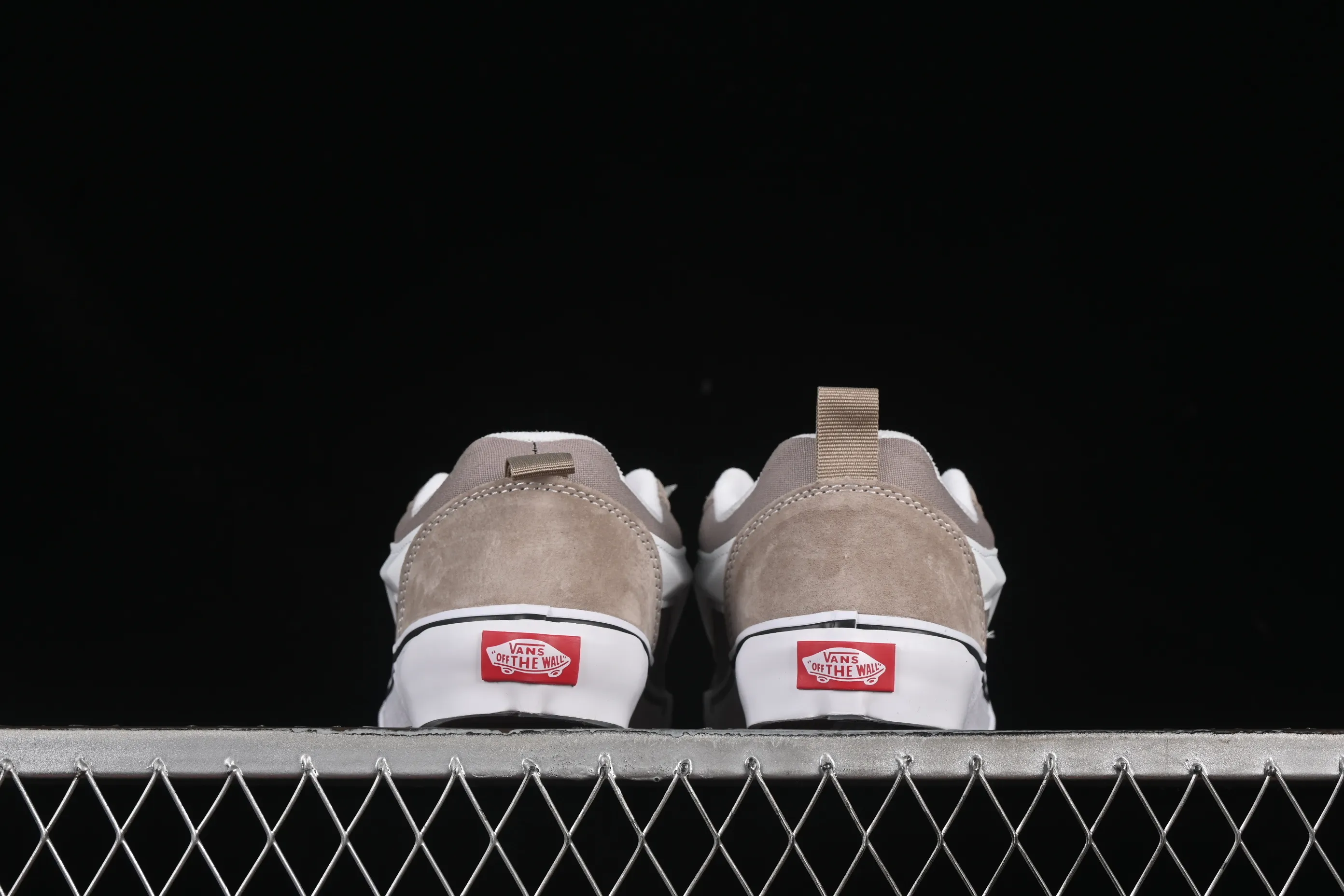 All categories Vans Vans series Vans Low Vans low-top Vans Knu Skool Vans low-top retro casual fat bread shoes VN000D6ZH2B